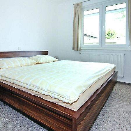Appartementhaus In 치노비츠 외부 사진