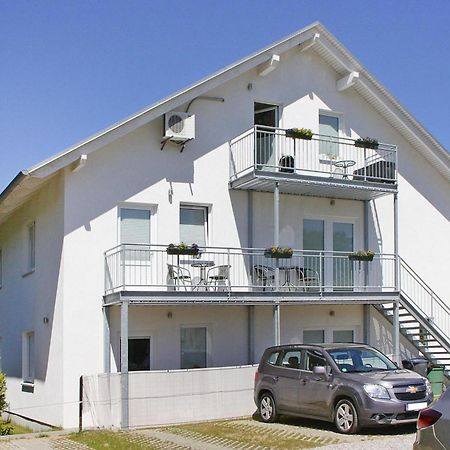 Appartementhaus In 치노비츠 외부 사진